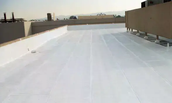 عازل للأسطح بجدة