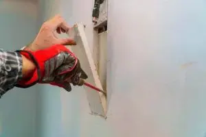 تركيب الجبس بورد على الجدران تركيب الجبس بورد على جدران